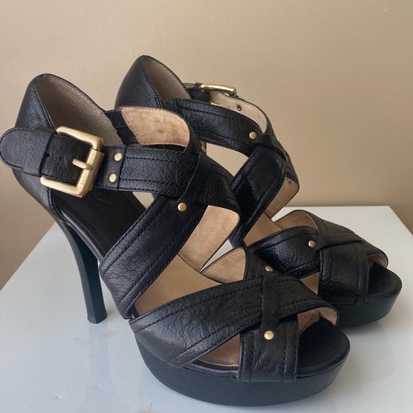 🎈BOGO FREE🎈Michael Kors Black Gladiator Women's Sandals size 8 - Picture 1 of 5